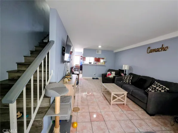 9834 Sepulveda Blvd, North Hills, CA 91343