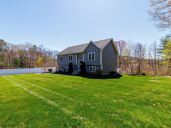 2nd image of 1 Sherry Ln