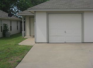 2726 James Rd, Granbury, TX 76049