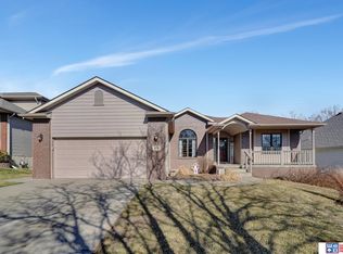 8138 Wemsha St, Lincoln, NE 68507