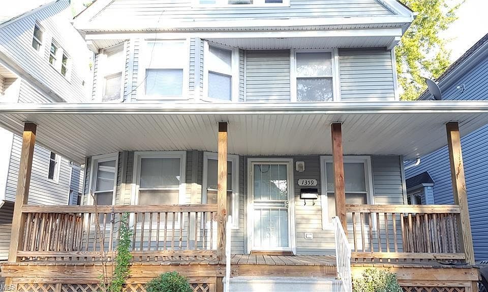 1st image of 1359 E 114th St Unit 5