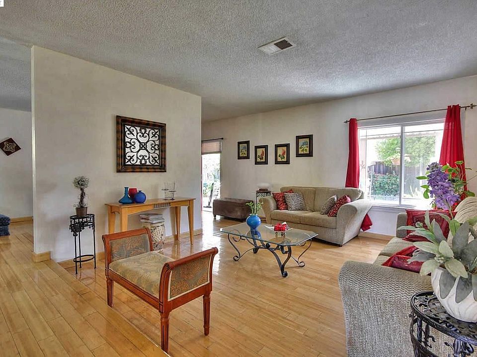 1st image of 32505 Shiela Way