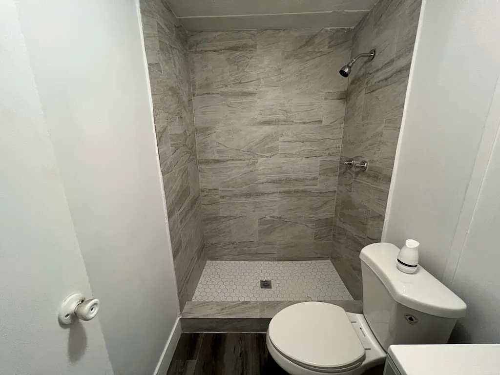 1 bed, 250 sqft, $950 — Photo 2