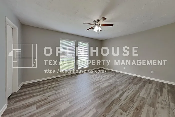 1070 Red Rock Canyon Dr — Photo 11