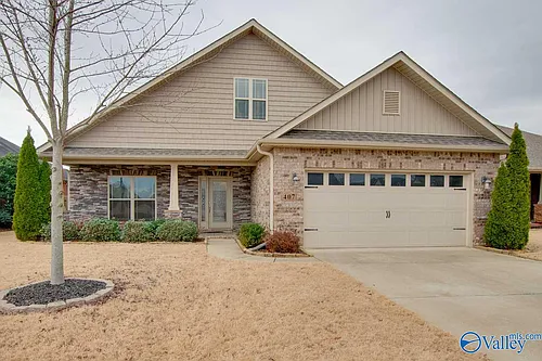 407 E Mossyleaf Dr Photo 1
