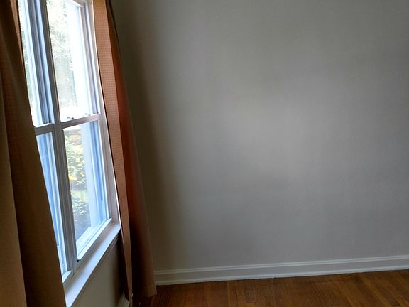 living room/front room view 1
