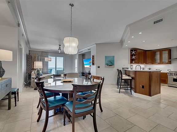 5th image of 915 SEASIDE DRIVE #611