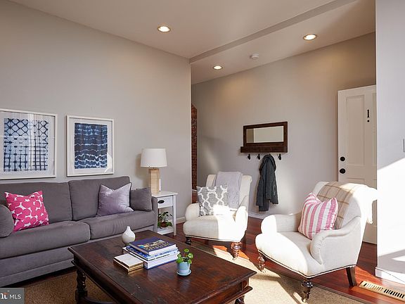 4th image of 1745 T St NW APT 1