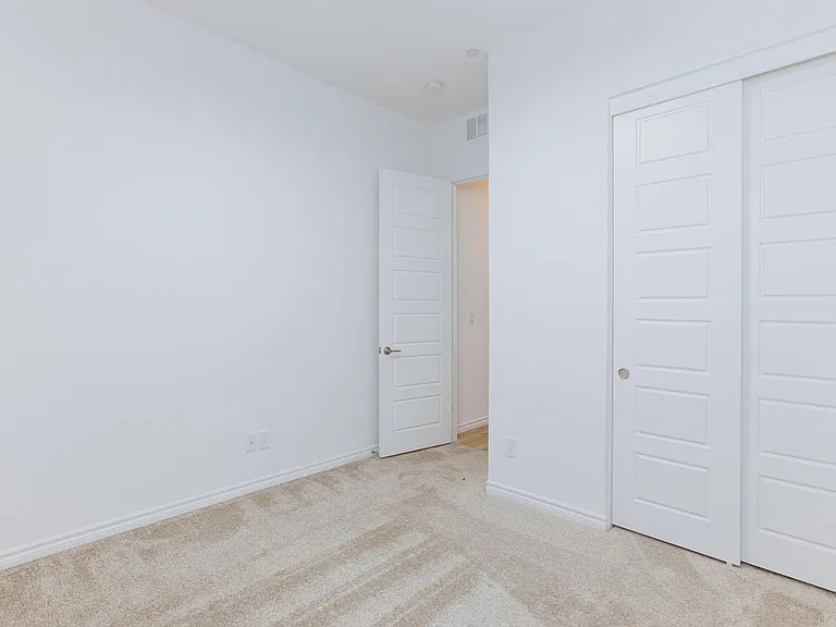 689 Monteverdi Peak St — Photo 10
