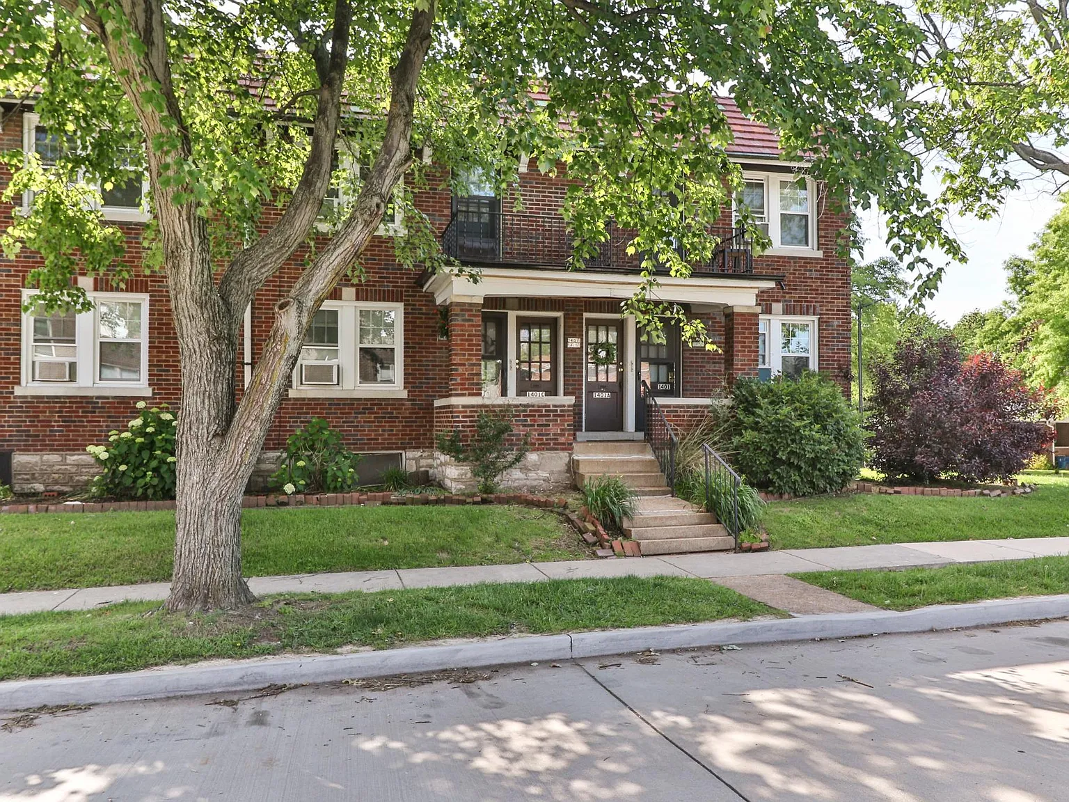 1 bed, $1,050 — Photo 1