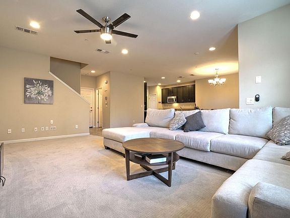 4th image of 7934 Spanish Oak Cir