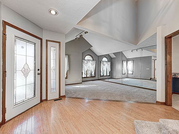 2nd image of 7541 Geist Estates Dr