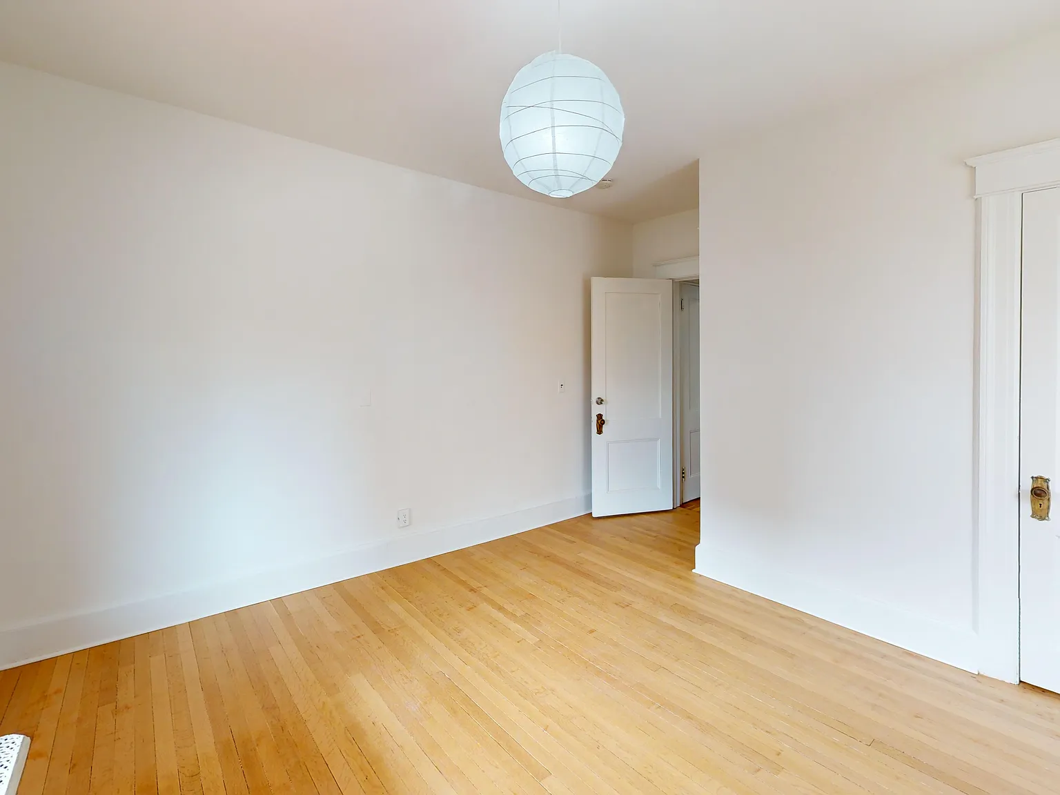 6 Highland Ave — Photo 2