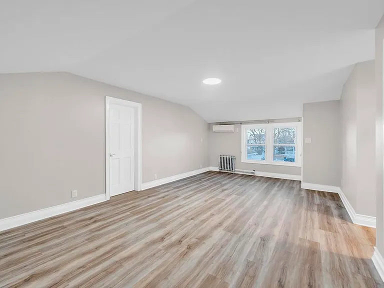 220 Grand Ave #1 — Photo 21