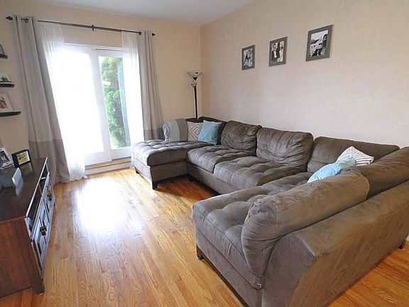 2nd image of 1946 Bergen Ave #1B