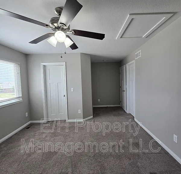 5937 N Millsboro St — Photo 15