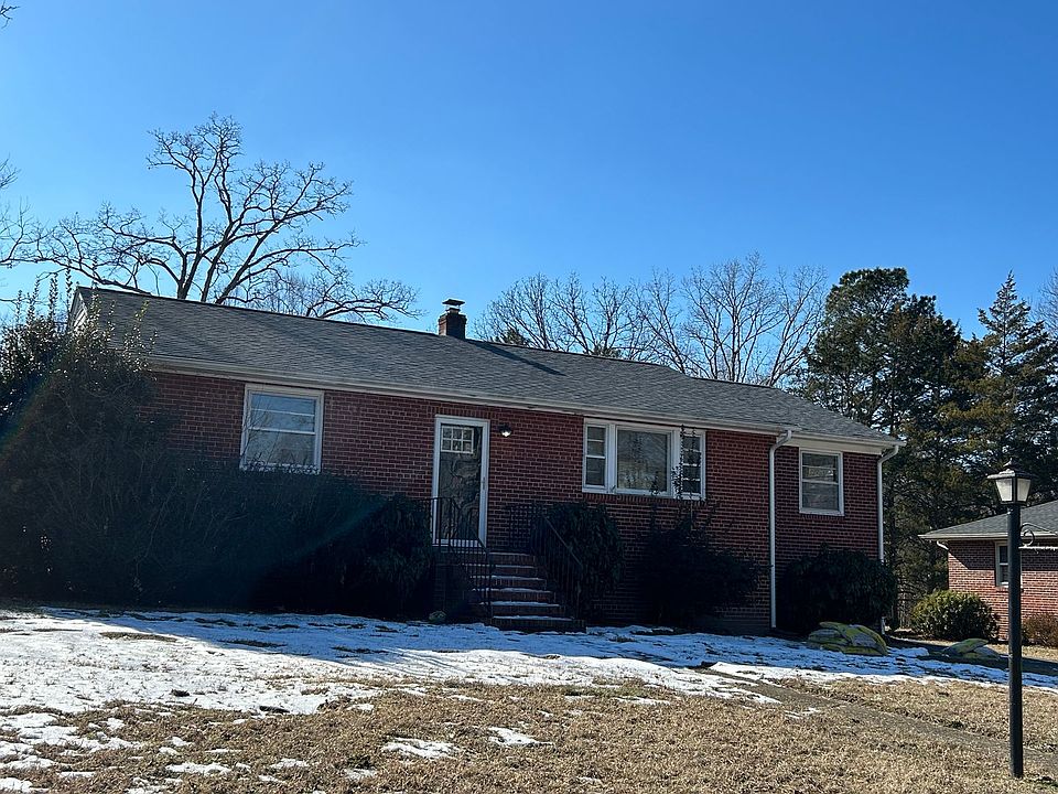 1st image of 6349 Glyndon Ln
