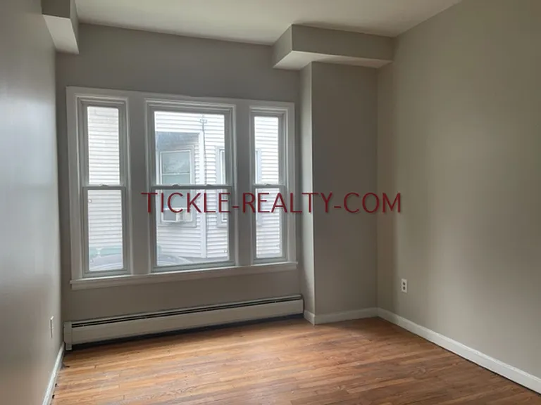 681 Averill Ave. — Photo 9