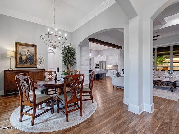 4th image of 106 Keelingwood Ln