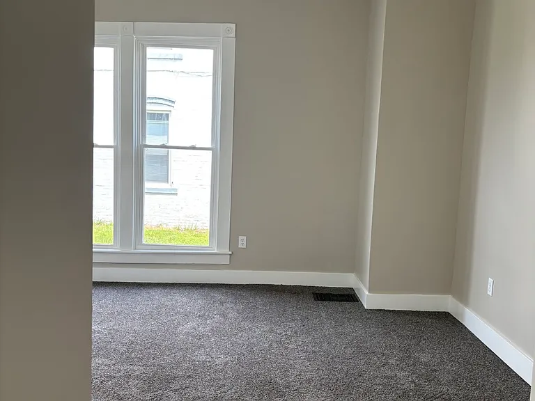 725 Pearl St #2 — Photo 10