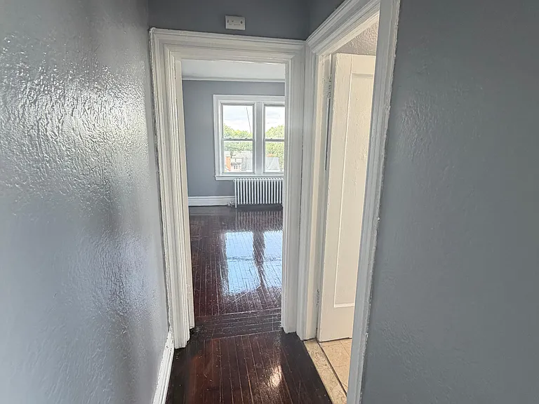 160 Grumman Ave #506 — Photo 9