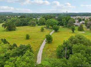 10417 S 33rd West Ave, Jenks, OK 74037