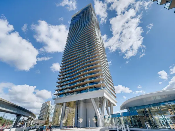 4890 Lougheed Hwy #2101, Burnaby, BC V5C 3Y6