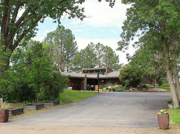 3 Fairgrounds Rd, Glendive, MT 59330