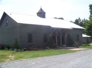 1418 College Rd, Phil Campbell, AL 35581