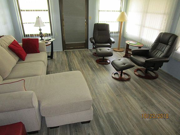 2nd image of 7855 SE Independence Ave