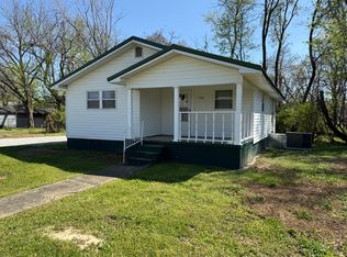 320 Allen Ave, Jackson, TN 38301