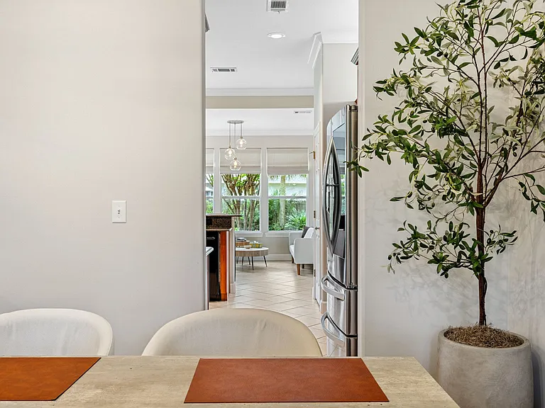 615 Shore Dr — Photo 26