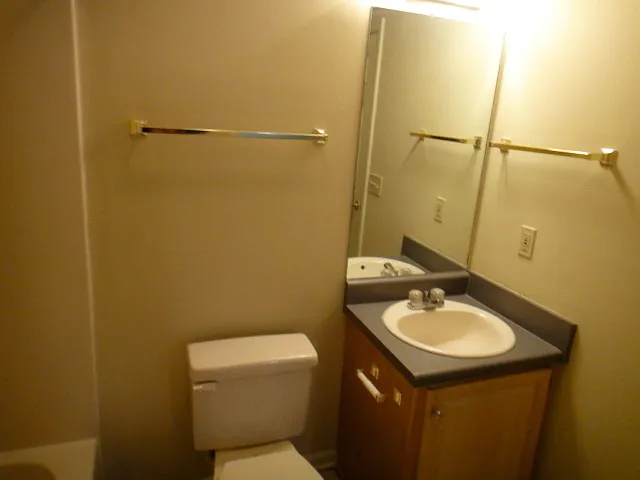 2006 Longview Ct — Photo 15