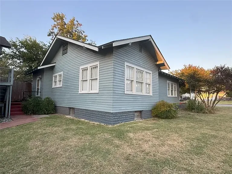 820 Classen Blvd — Photo 18