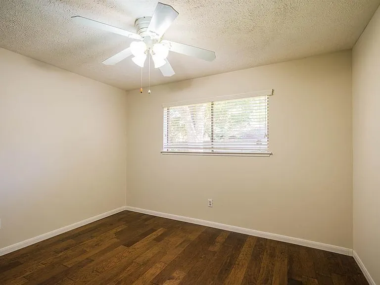 21203 Park Brook Dr — Photo 35