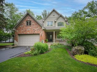 6241 Janes Ave, Downers Grove, IL 60516