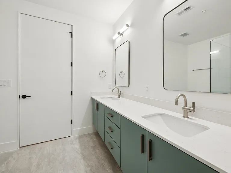 29 Enterprise St #106 — Photo 12
