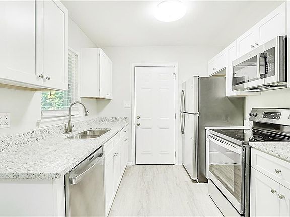 5th image of 2188 Wakita Dr SE