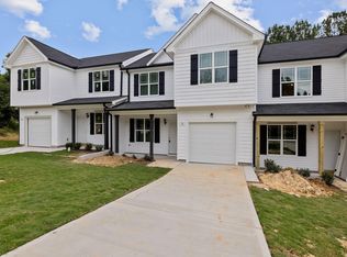 31 Stewarts Knob Dr, Clayton, NC 27527