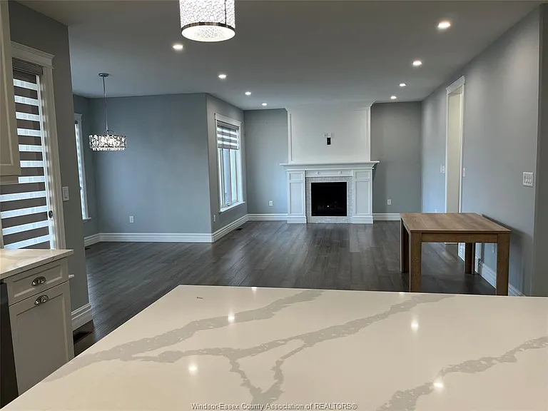 365 Christine Ave — Photo 13
