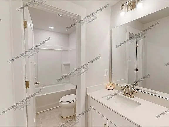 155 Founders Blvd — Photo 10