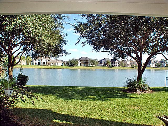 1st image of 3911 Abbeywood Dr