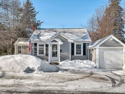 8 Sumner St, Dedham, MA, 02026