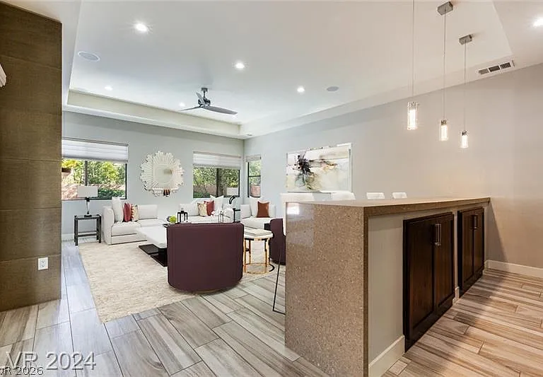 82 Grey Feather Dr — Photo 12