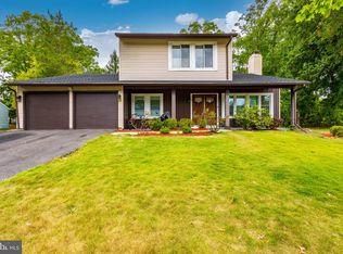 17 Pittman Ln, Sicklerville, NJ 08081