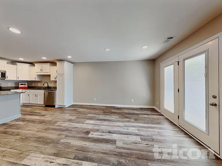 220 Signature Pl — Photo 4