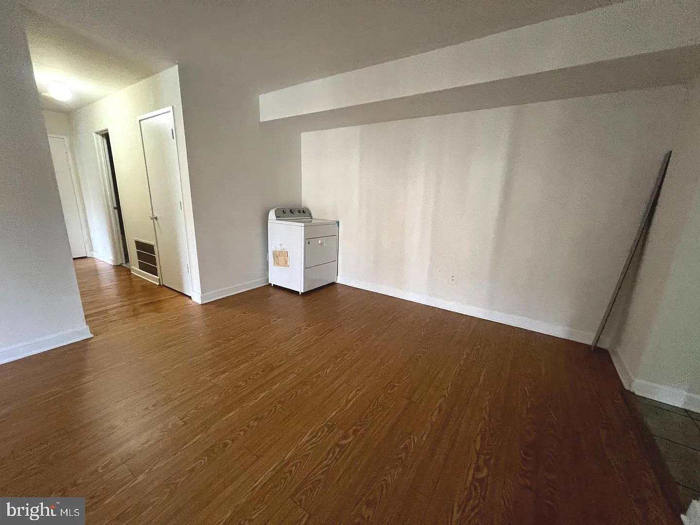 2 bed, 2.0 bath, 1351 sqft, $2,250 — Photo 4