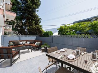 135 W 21st St #3, North Vancouver, BC