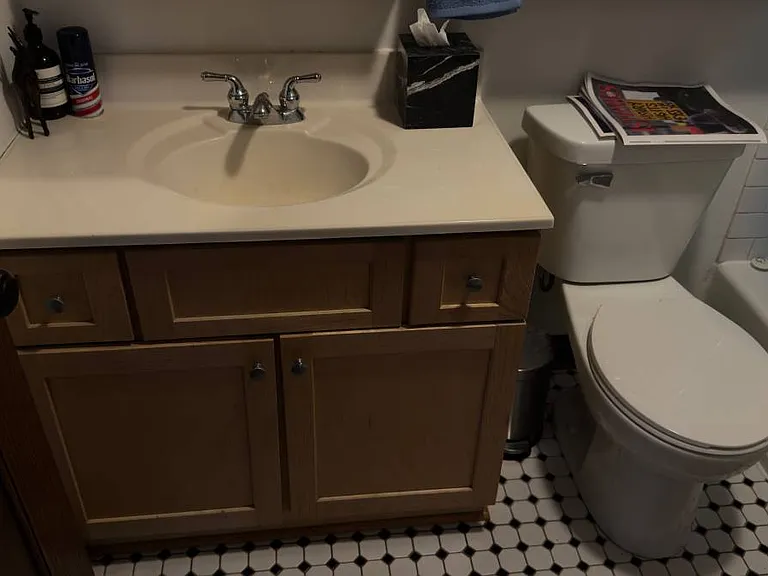 11 N Franklin St #1 — Photo 8