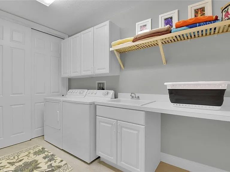 6413 Legacy Cir #1602 — Photo 28